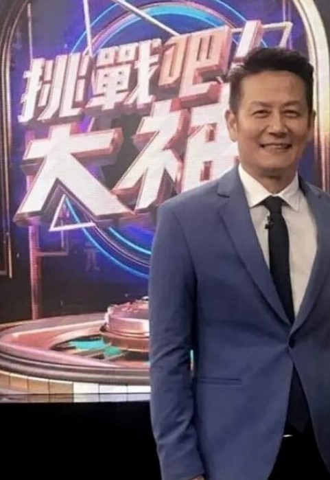 寂寞的学生们在山上无套做爱激情内射 - 大哥视频